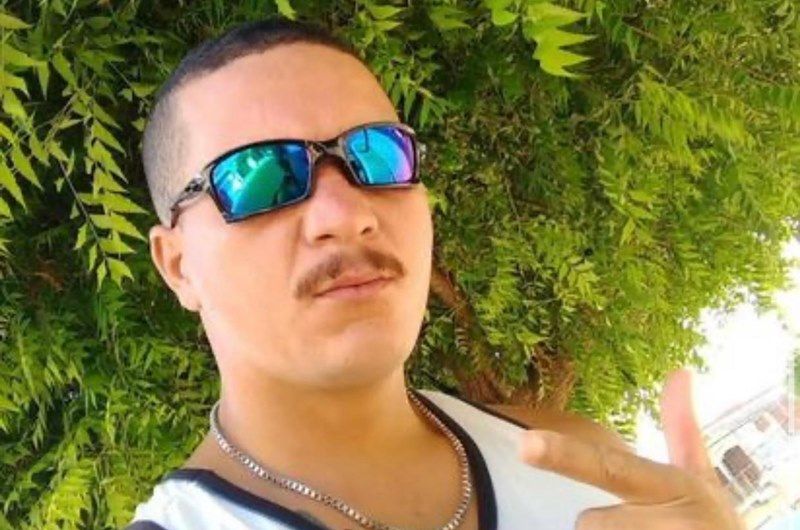 Família relata desaparecimento de jovem preso com forte armamento em Boa Ventura