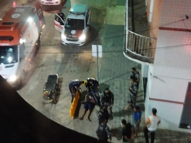 Jovem tenta tirar sua própria vida pulando de varanda de prédio no Centro da cidade de Sousa